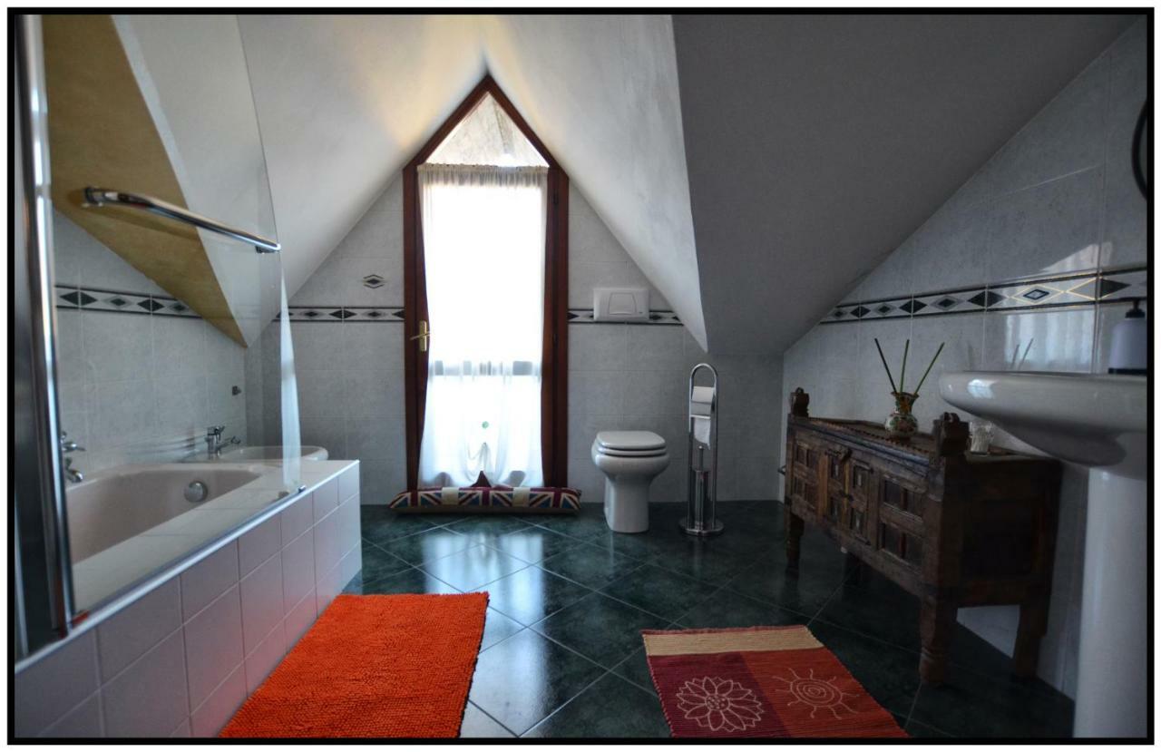 Waobab - We Are One B&B Alzano Lombardo Extérieur photo